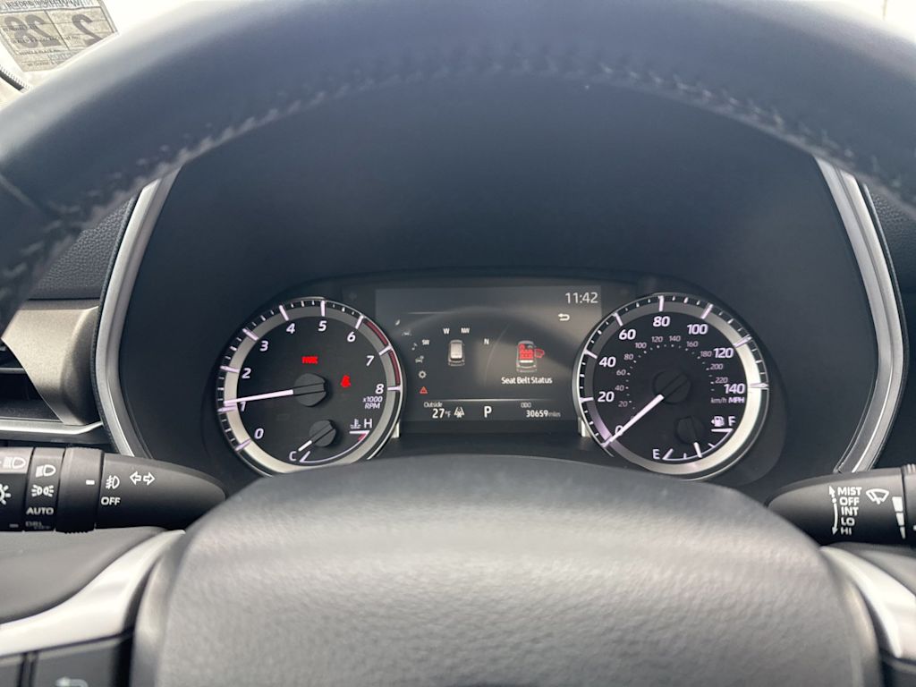 Thumbnail: 2023 Toyota Highlander - 15