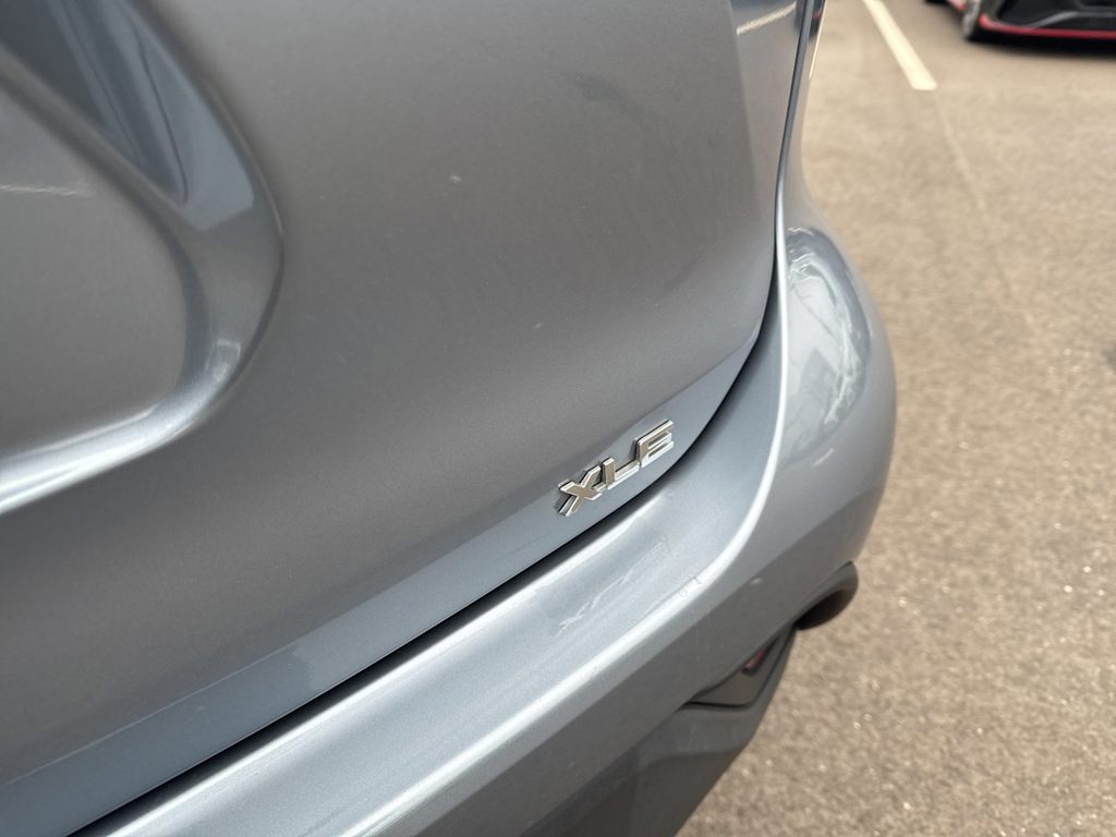 Thumbnail: 2023 Toyota Highlander - 5