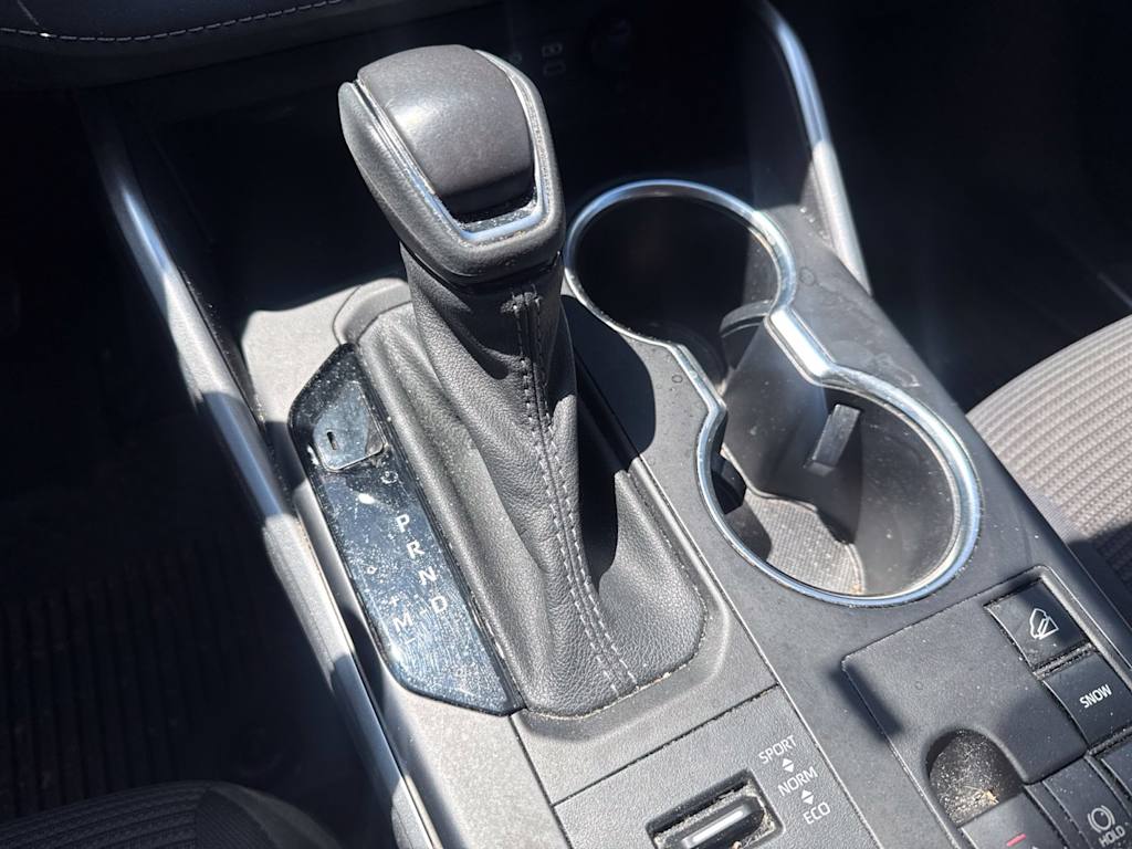 Thumbnail: 2023 Toyota Highlander - 15