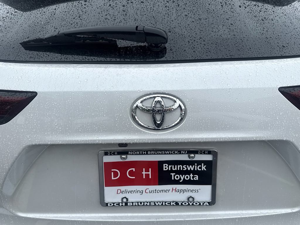 Thumbnail: 2024 Toyota Highlander - 6