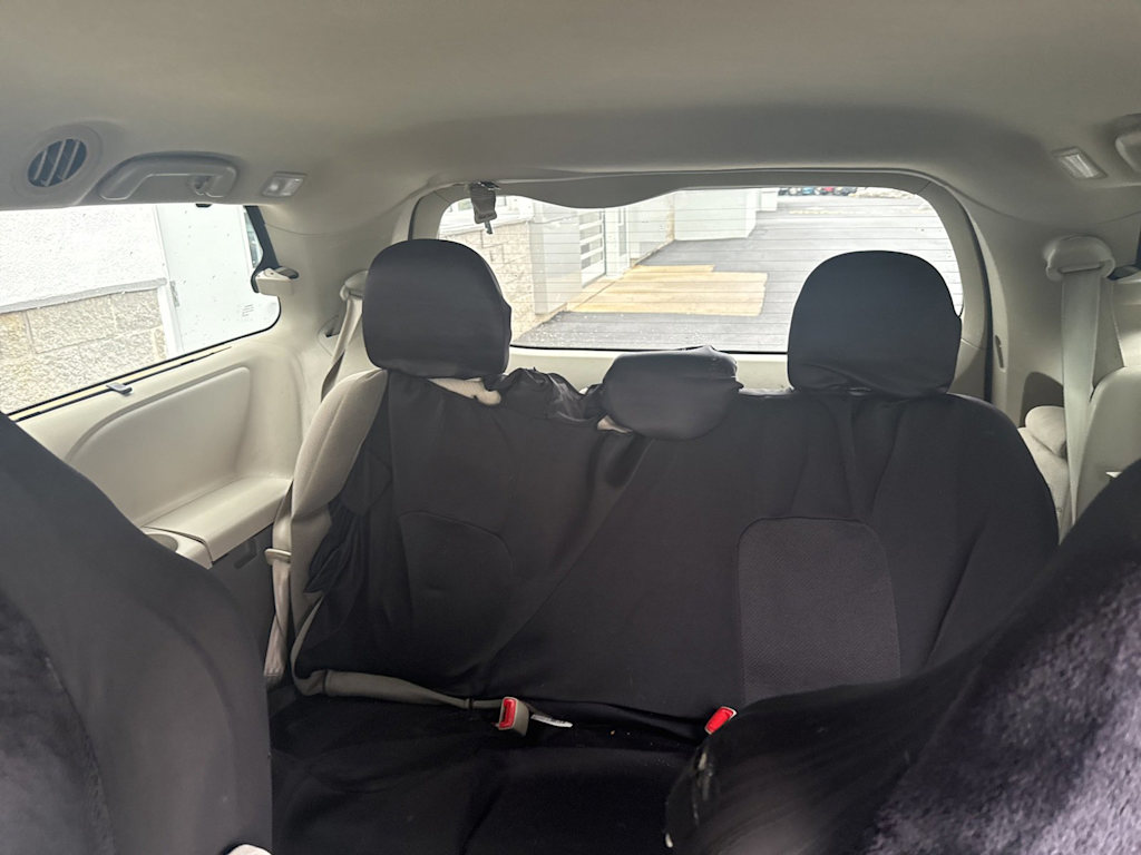 Thumbnail: 2014 Toyota Sienna - 17