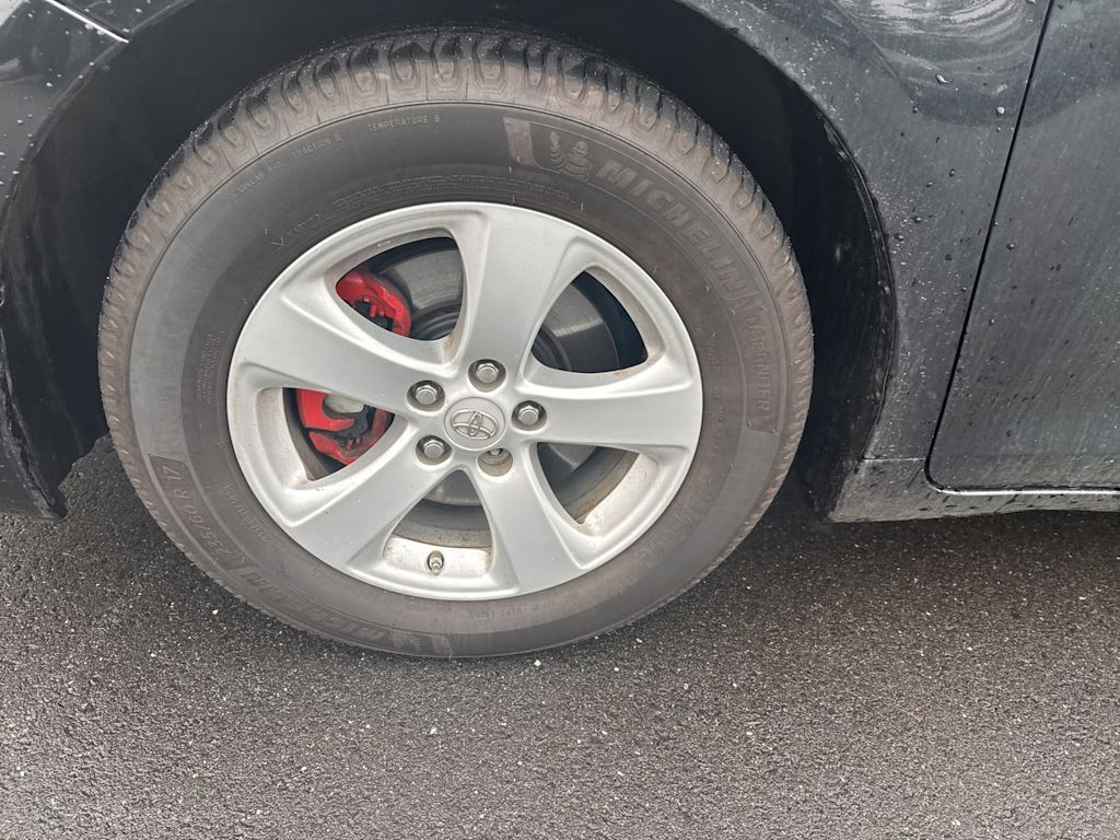 Thumbnail: 2014 Toyota Sienna - 14