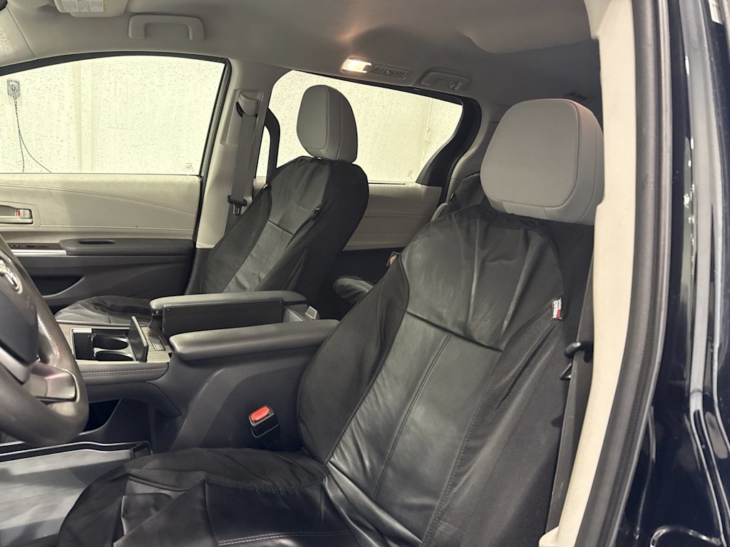 Thumbnail: 2021 Toyota Sienna - 9