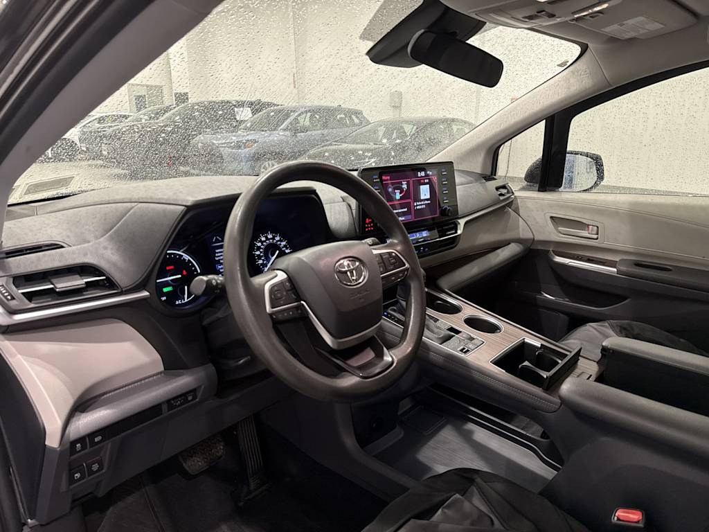 Thumbnail: 2021 Toyota Sienna - 2