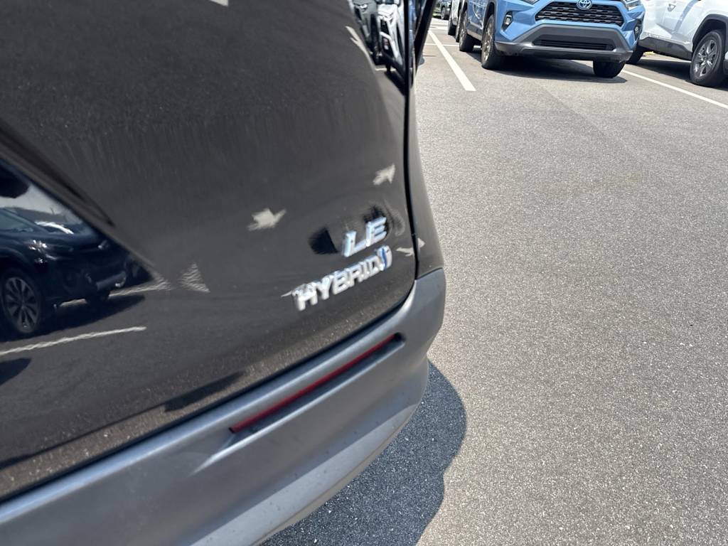Thumbnail: 2021 Toyota Sienna - 20