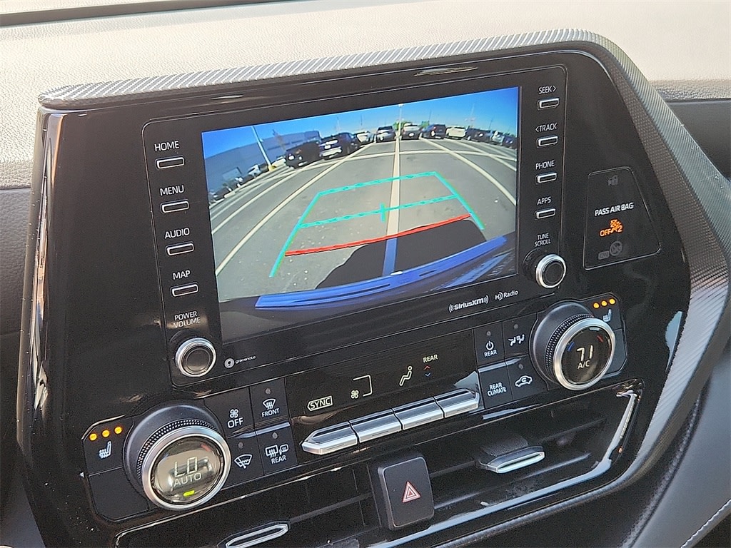 2022 Toyota Highlander XSE 22