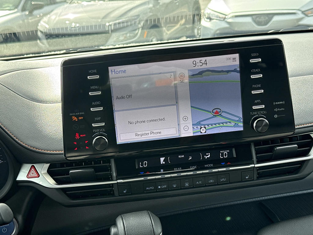 Thumbnail: 2024 Toyota Sienna - 14