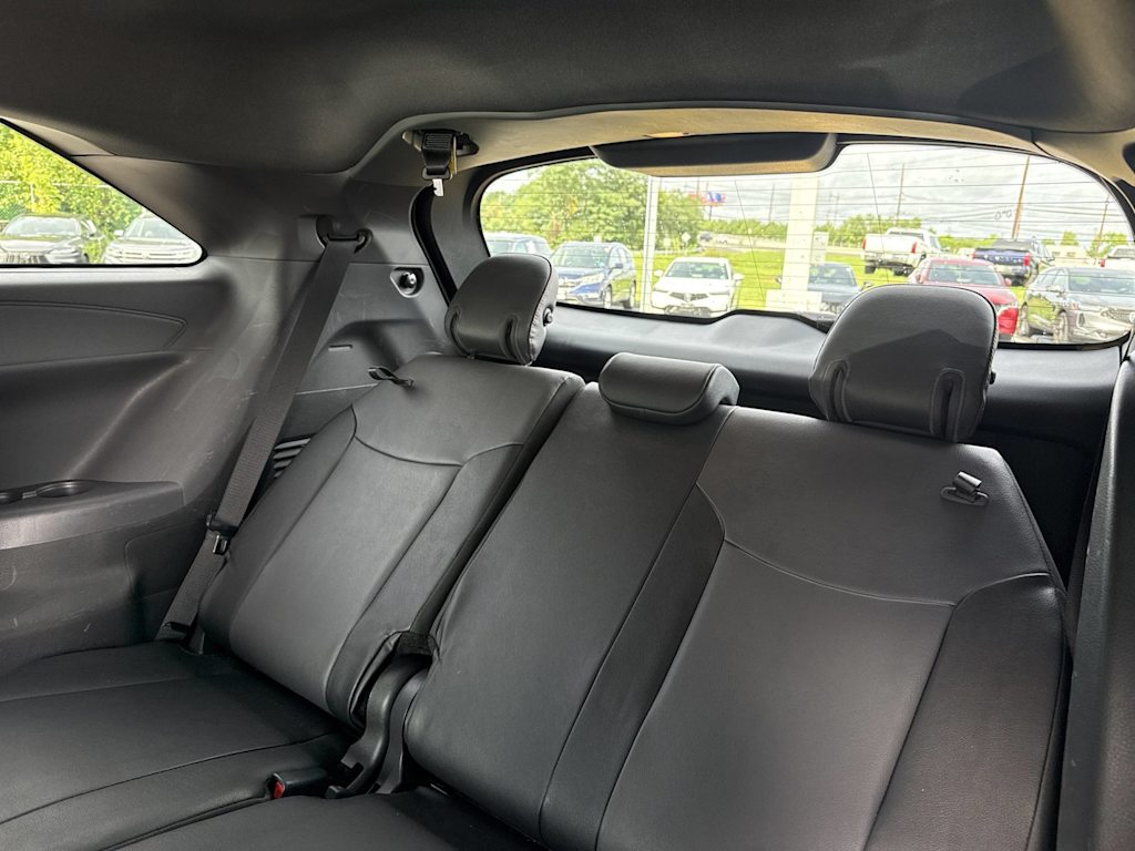 Thumbnail: 2024 Toyota Sienna - 21