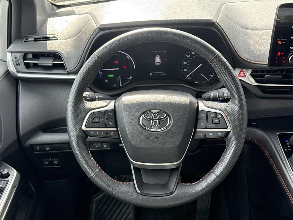 Thumbnail: 2024 Toyota Sienna - 12