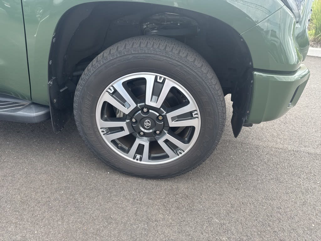 Thumbnail: 2021 Toyota Tundra - 6