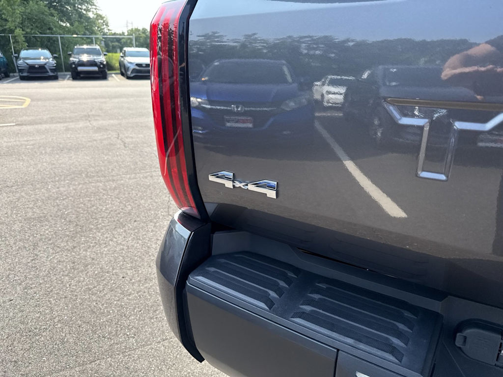 Thumbnail: 2024 Toyota Tundra - 6