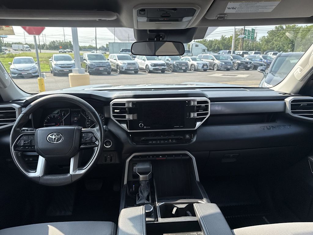 Thumbnail: 2024 Toyota Tundra - 13