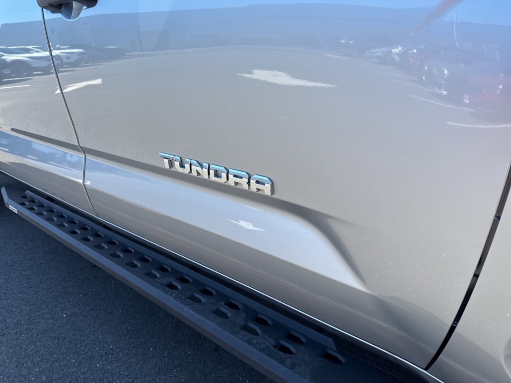 Thumbnail: 2024 Toyota Tundra - 6