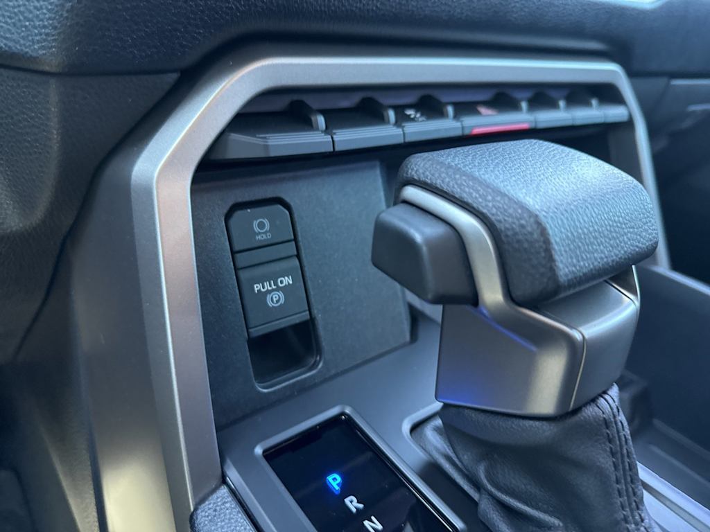 Thumbnail: 2024 Toyota Tundra - 15