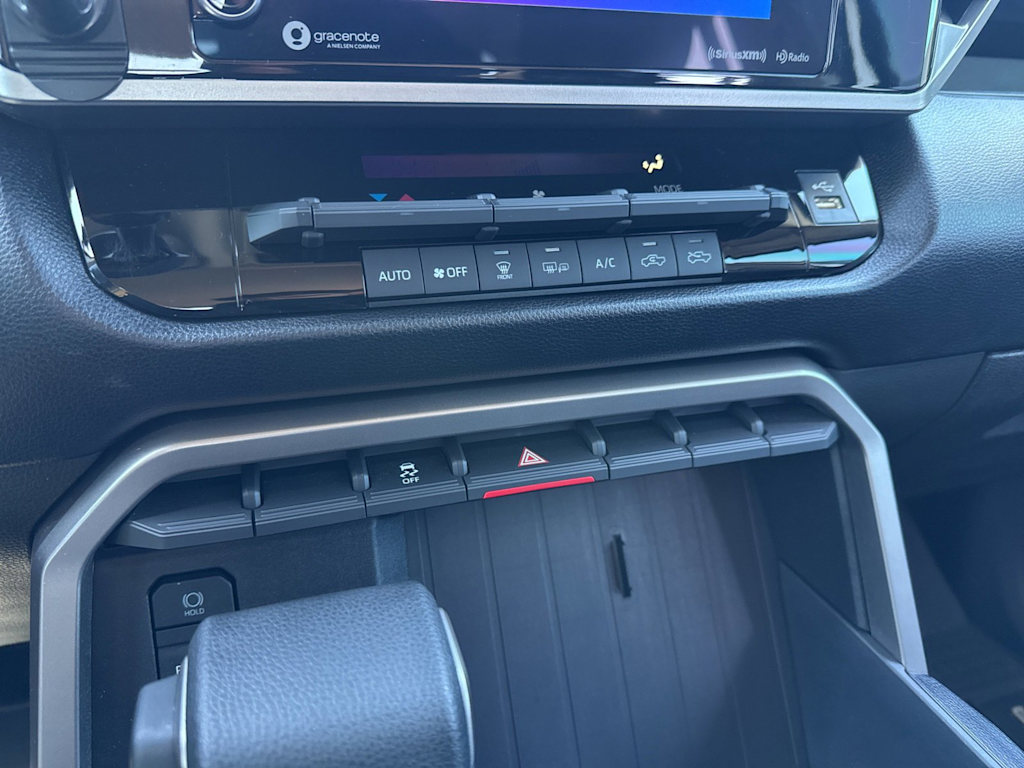 Thumbnail: 2024 Toyota Tundra - 24