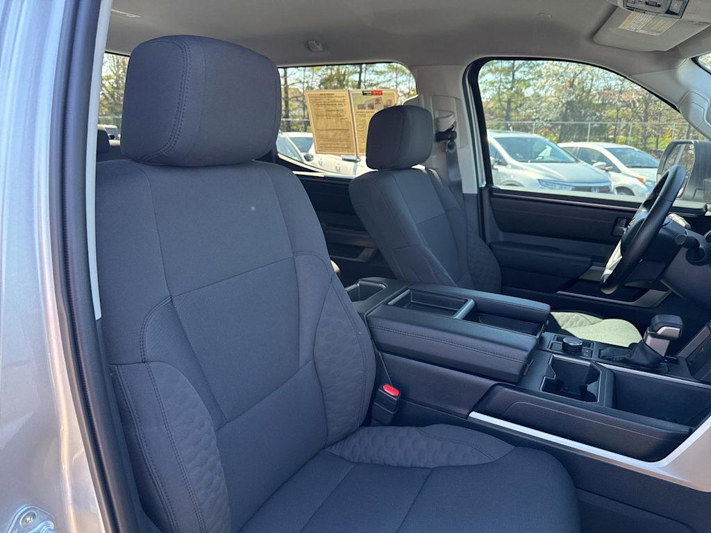 Thumbnail: 2024 Toyota Tundra - 21