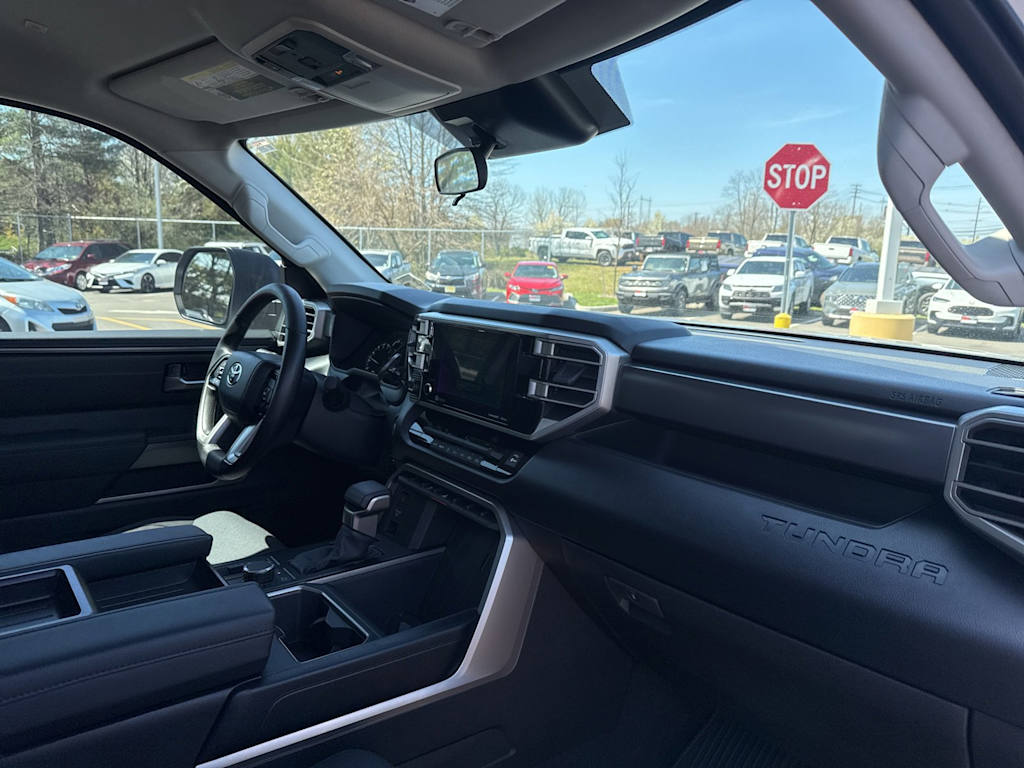 Thumbnail: 2024 Toyota Tundra - 8