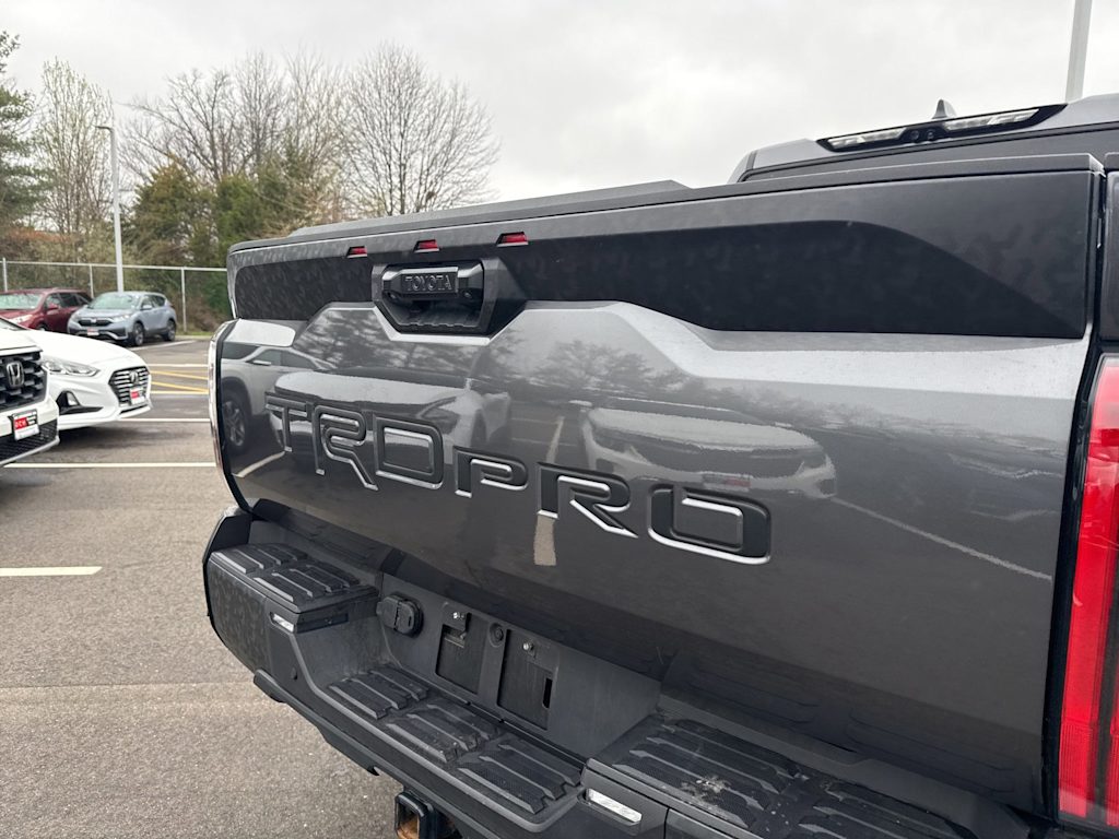 Thumbnail: 2024 Toyota Tundra - 6