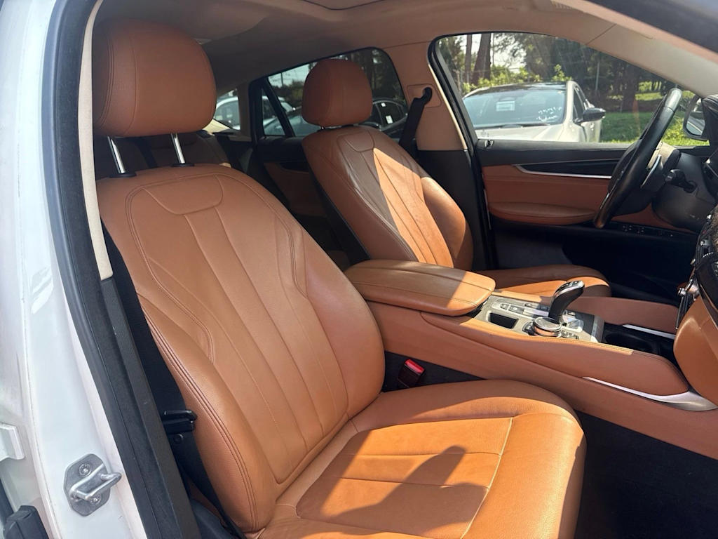 Thumbnail: 2016 BMW X6 - 10
