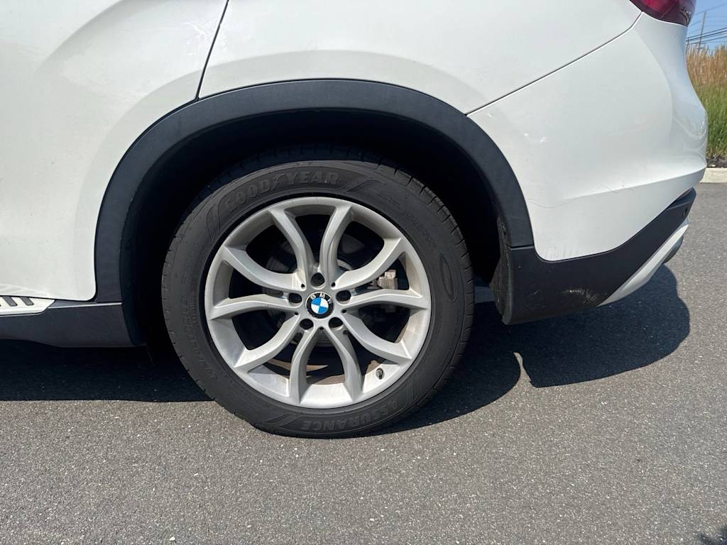 Thumbnail: 2016 BMW X6 - 17