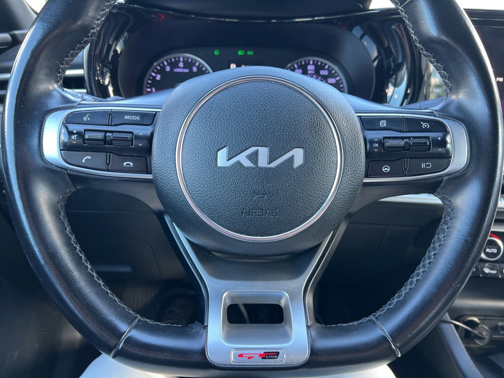 Thumbnail: 2022 Kia K5 - 17