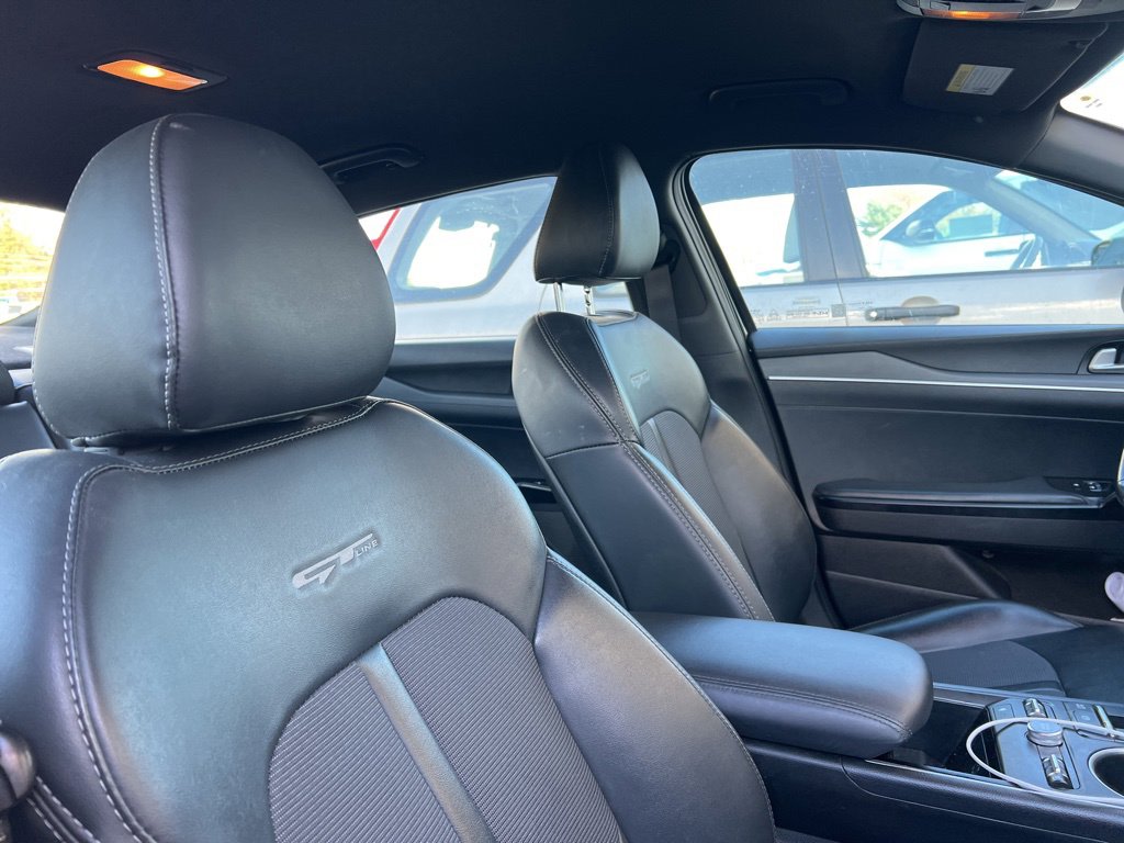 Thumbnail: 2022 Kia K5 - 15