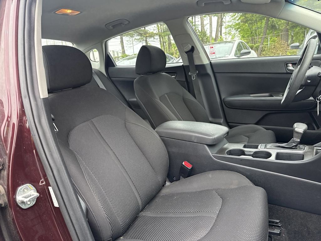 Thumbnail: 2019 Kia Optima - 9