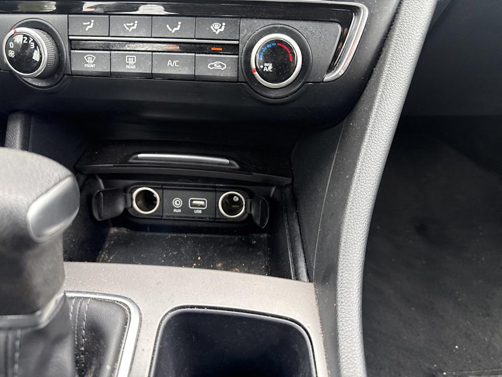 Thumbnail: 2019 Kia Optima - 14