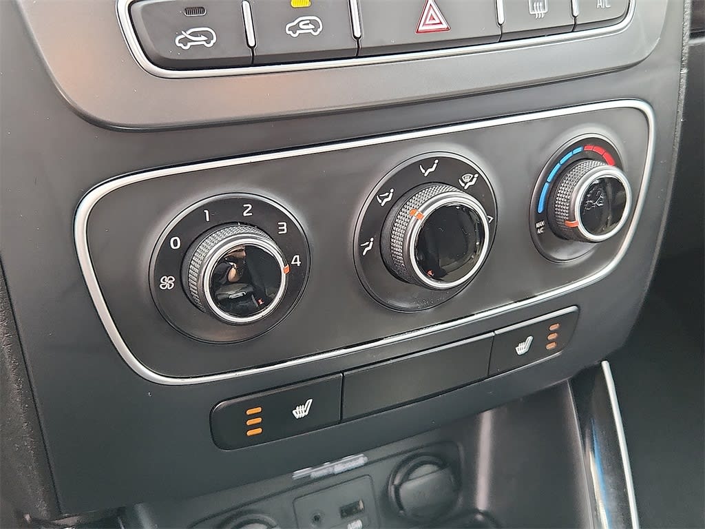 2015 Kia Sorento LX 21