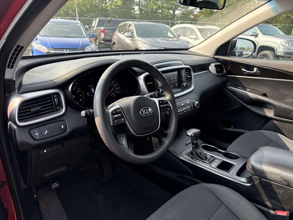 Thumbnail: 2019 Kia Sorento - 2