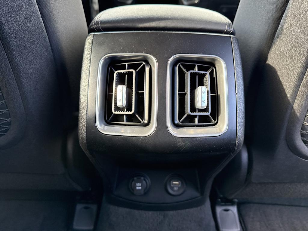 Thumbnail: 2022 Kia Sorento - 28