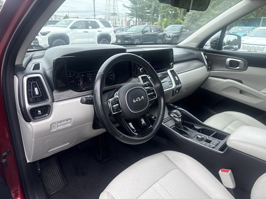 Thumbnail: 2022 Kia Sorento - 2