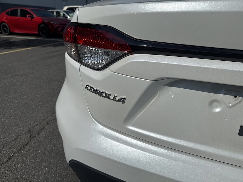 Thumbnail: 2025 Toyota Corolla - 18