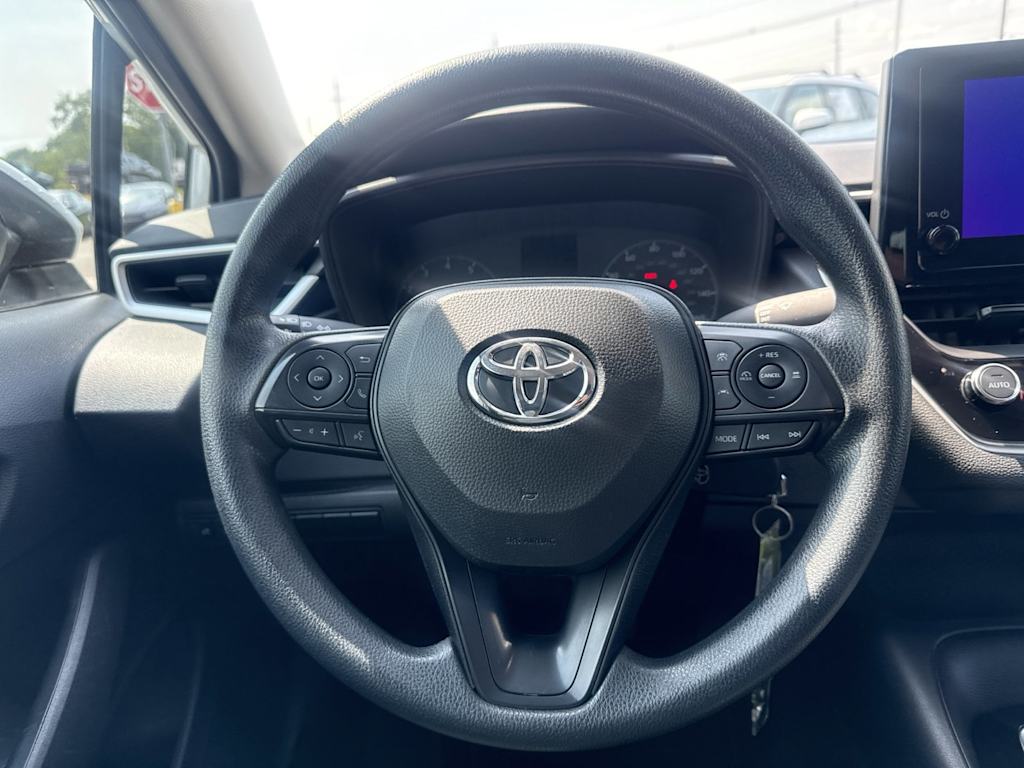 Thumbnail: 2025 Toyota Corolla - 10