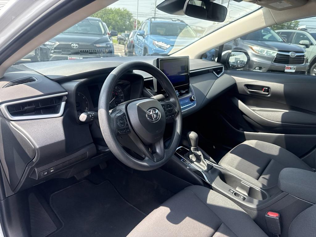 Thumbnail: 2025 Toyota Corolla - 2