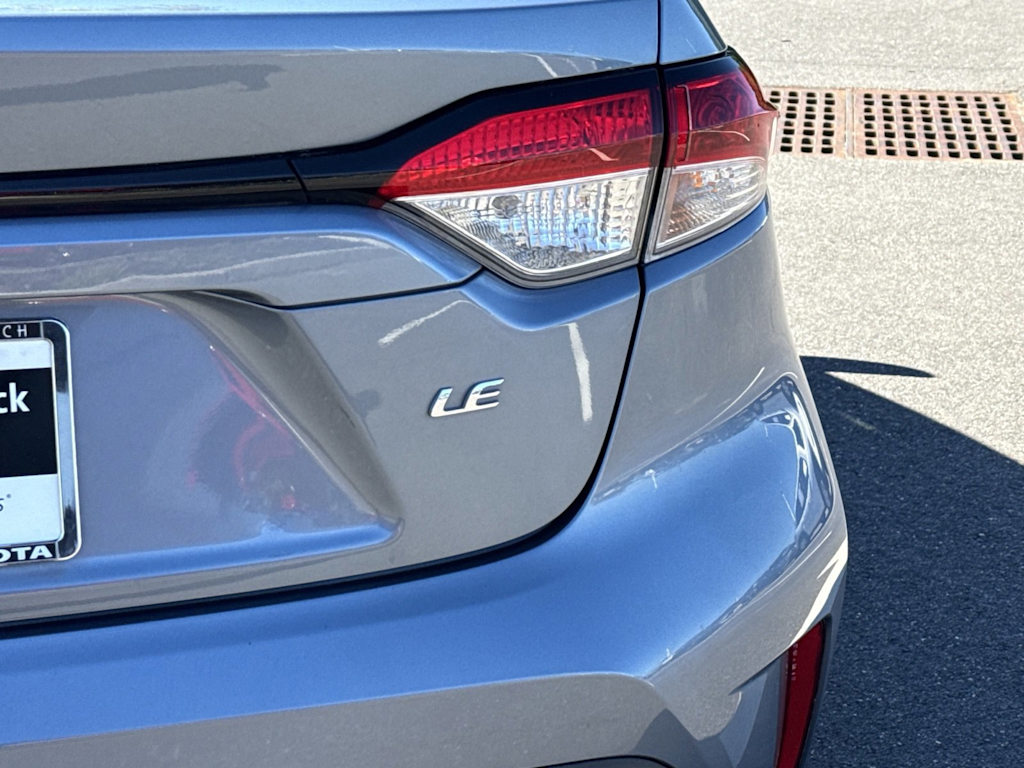 Thumbnail: 2022 Toyota Corolla - 18