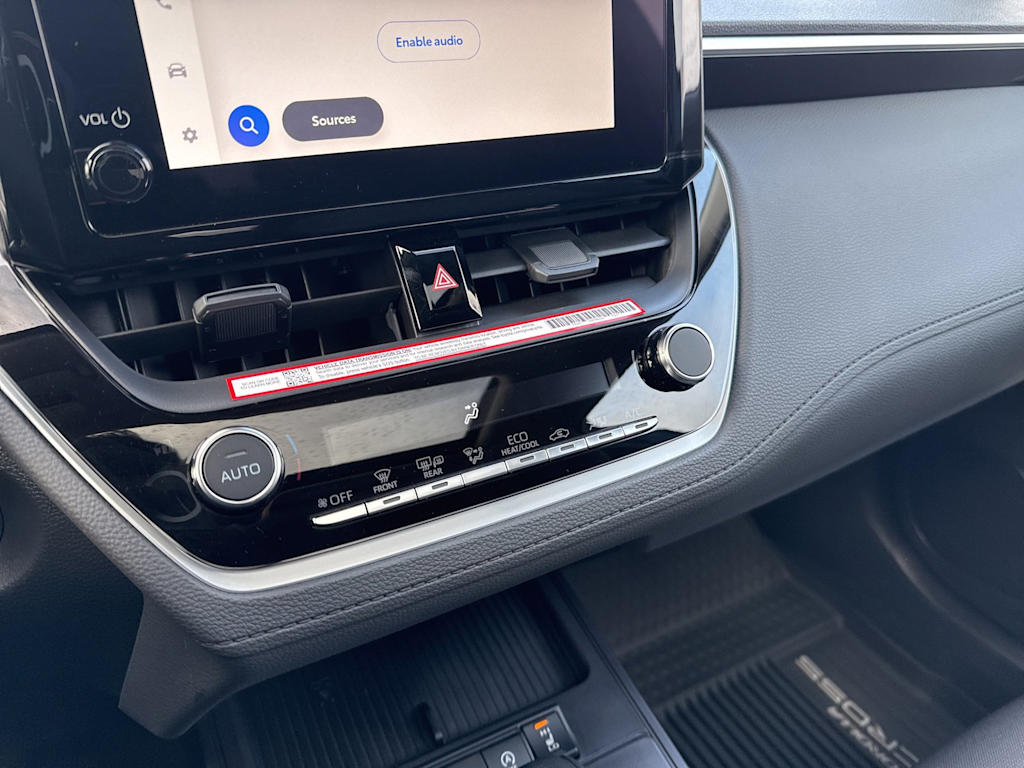 Thumbnail: 2026 Toyota Corolla Cross - 24