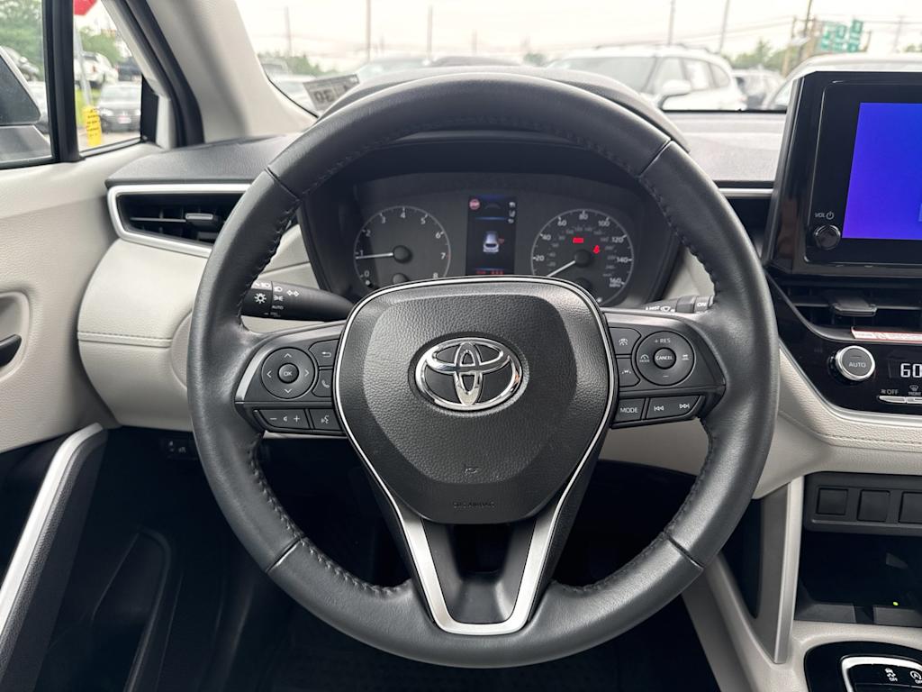 Thumbnail: 2025 Toyota Corolla Cross - 11