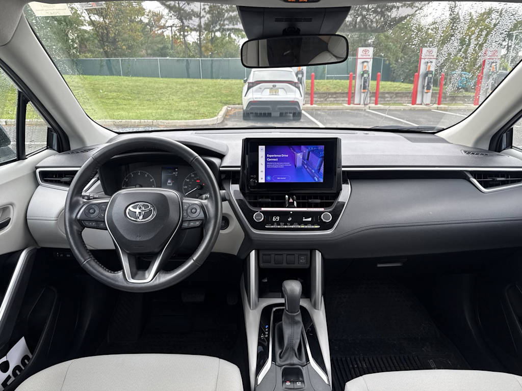 Thumbnail: 2024 Toyota Corolla Cross - 12