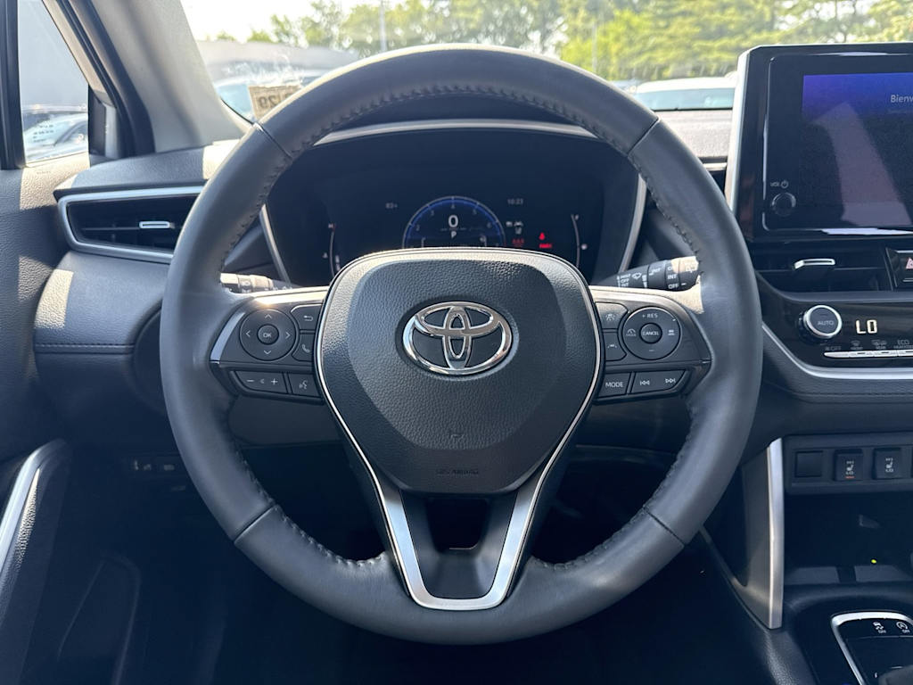 Thumbnail: 2024 Toyota Corolla Cross - 11