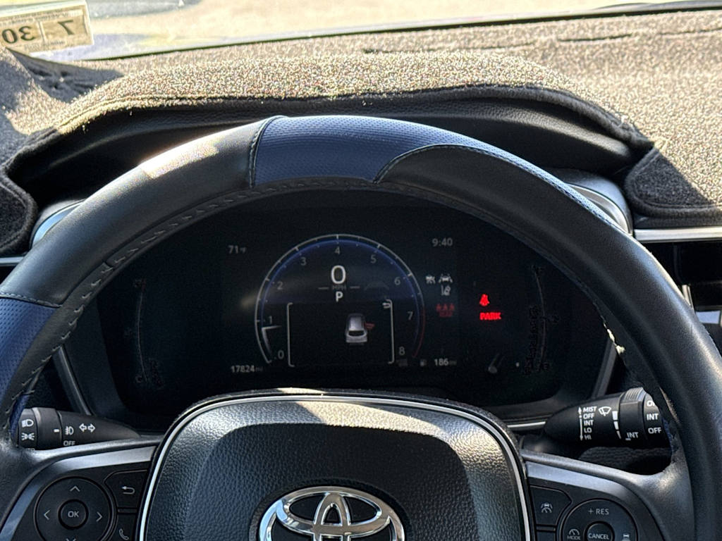Thumbnail: 2025 Toyota Corolla Cross - 16