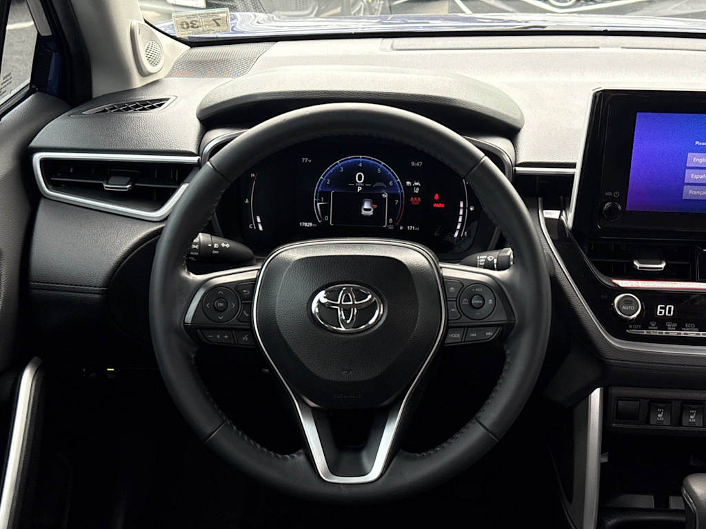 Thumbnail: 2025 Toyota Corolla Cross - 11