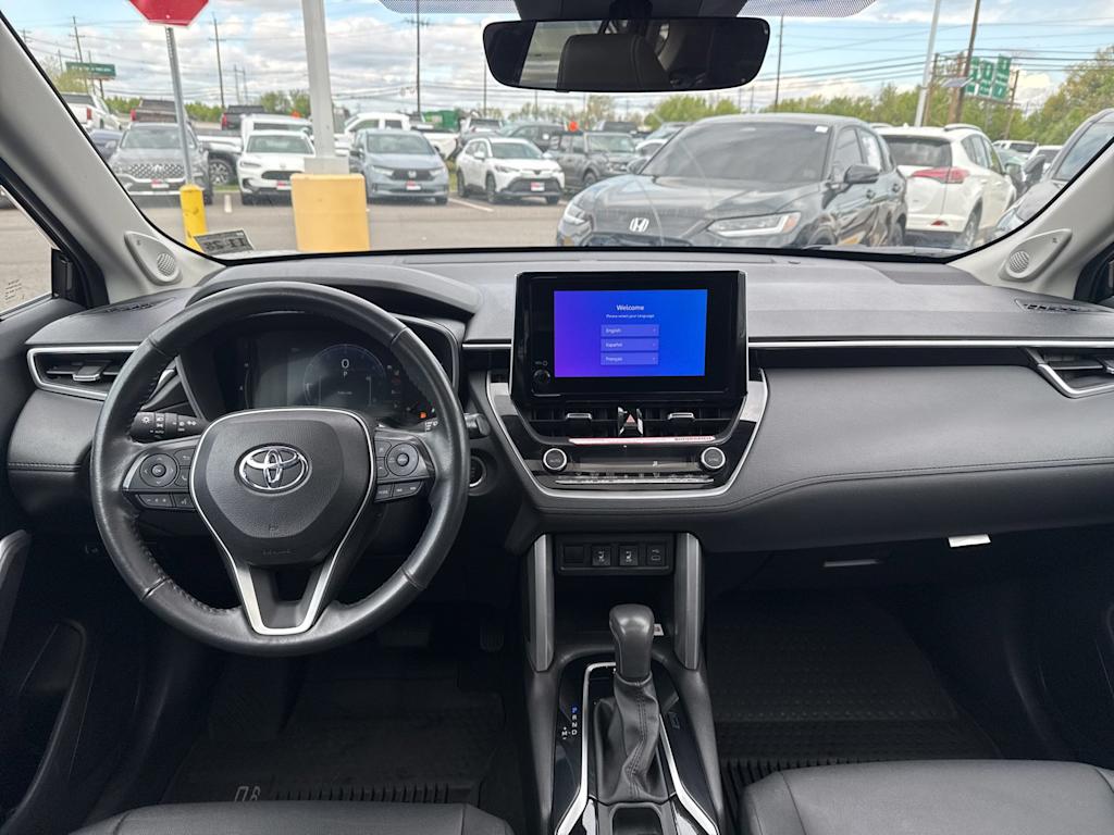 Thumbnail: 2023 Toyota Corolla Cross - 12