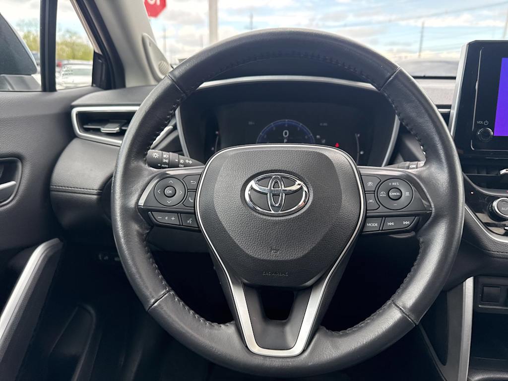 Thumbnail: 2023 Toyota Corolla Cross - 11