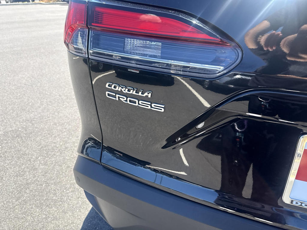 Thumbnail: 2025 Toyota Corolla Cross - 6