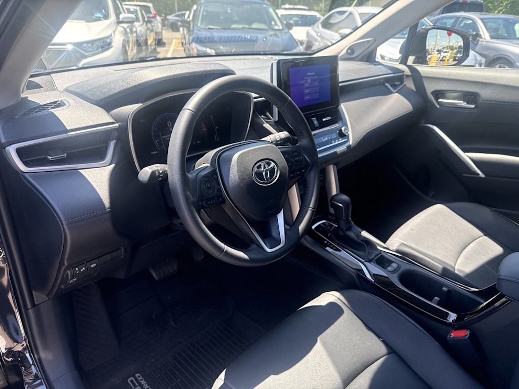 Thumbnail: 2025 Toyota Corolla Cross - 2