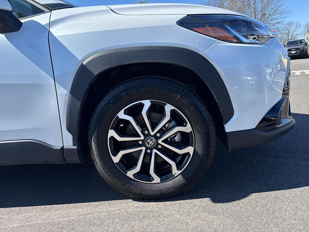 Thumbnail: 2023 Toyota Corolla Cross - 6