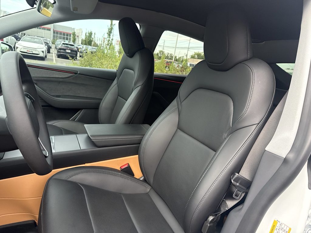 Thumbnail: 2026 Tesla Model Y - 8