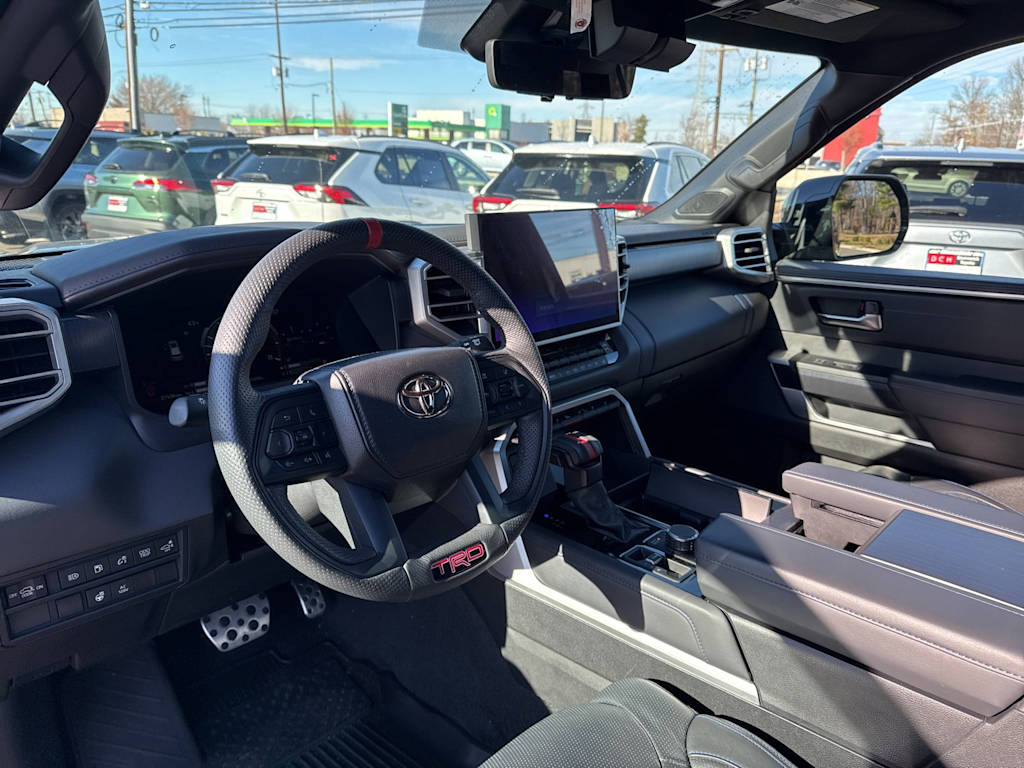 Thumbnail: 2025 Toyota Sequoia - 2