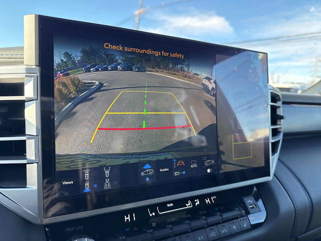 Thumbnail: 2025 Toyota Sequoia - 22